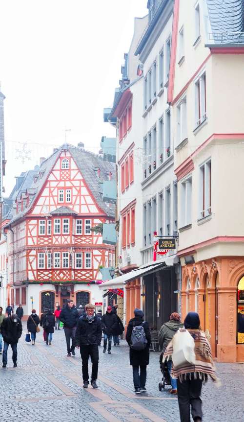 Dia 2.1 - Mainz (7) - Barrio rojo.JPG